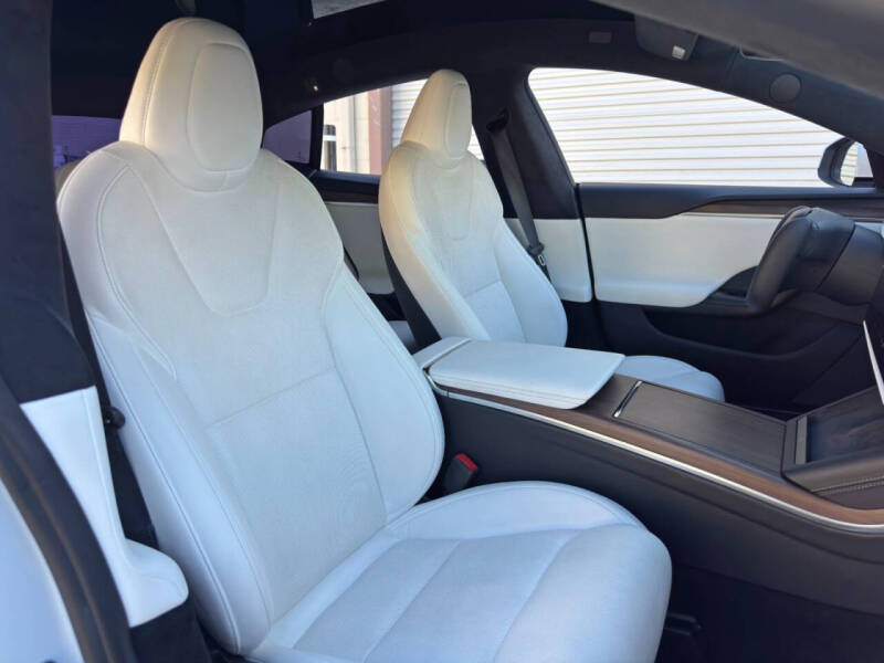 2021 Tesla Model S Long Range