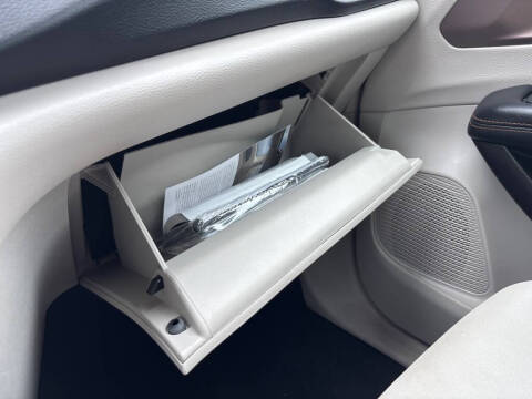 2017 Chrysler Pacifica Touring