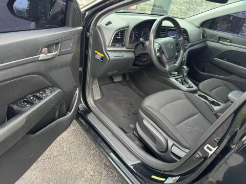 2018 Hyundai Elantra