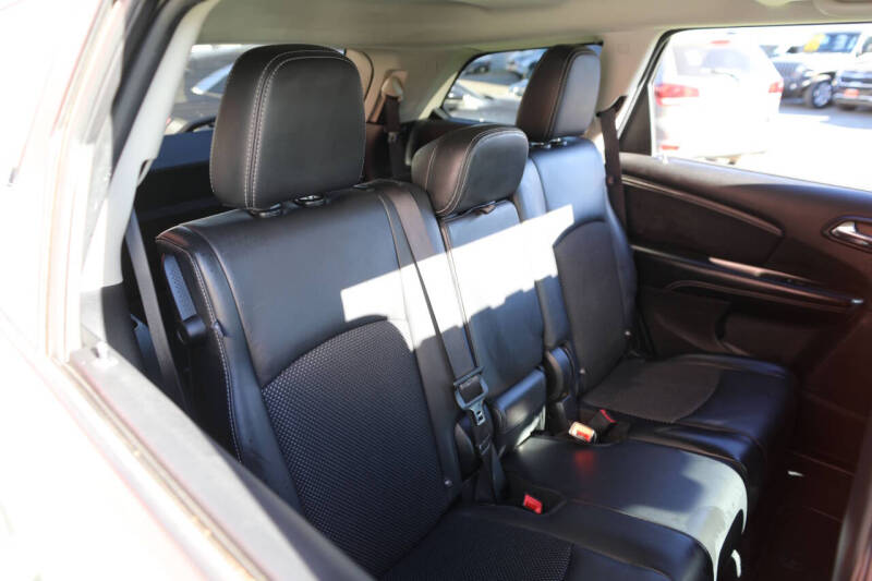 2020 Dodge Journey Crossroad