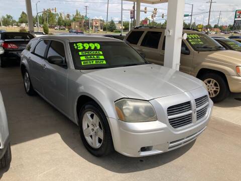 2005 Dodge Magnum for sale at Car One - CAR SOURCE OKC in Oklahoma City OK