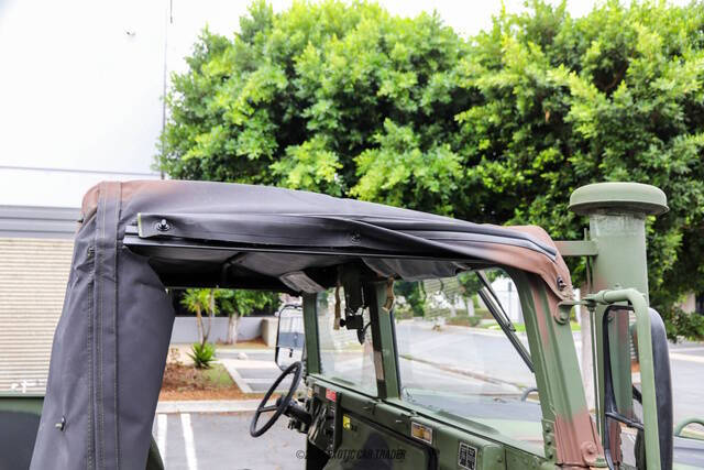 2018 AM General Hummer