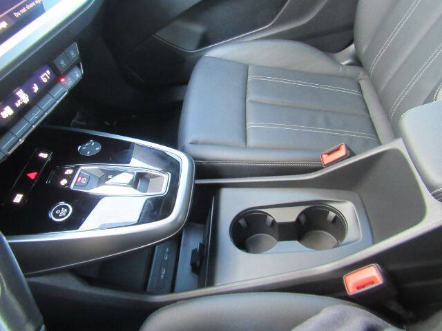 2022 Audi Q4 e-tron quattro Premium Plus 50