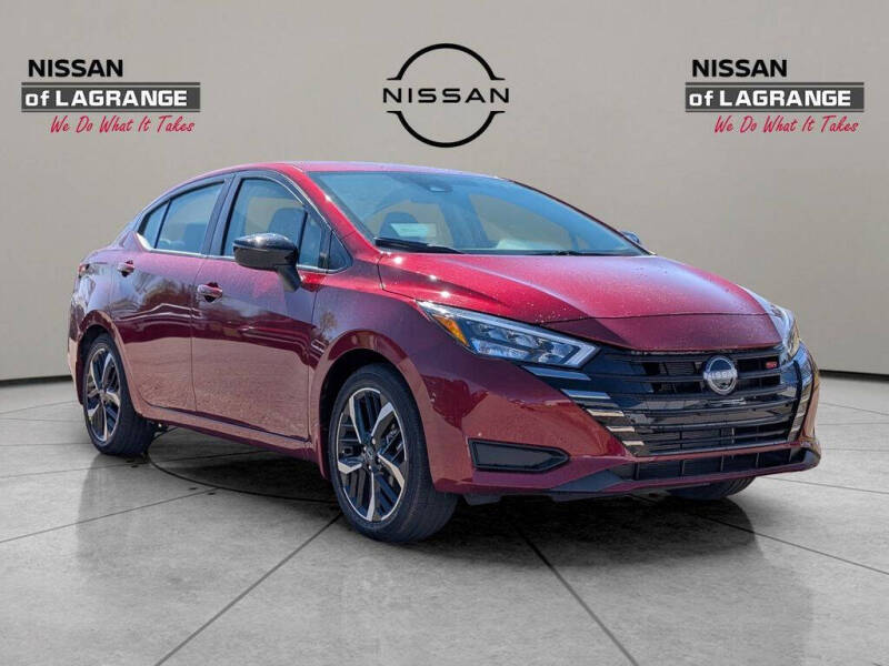 2025 Nissan Versa SR
