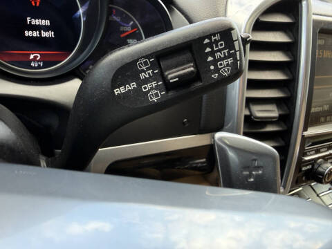 2016 Porsche Cayenne S