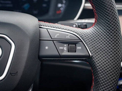 2025 Audi Q3 quattro S line Prem Plus 45 TFSI