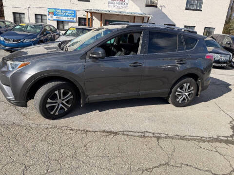 2017 Toyota RAV4 LE