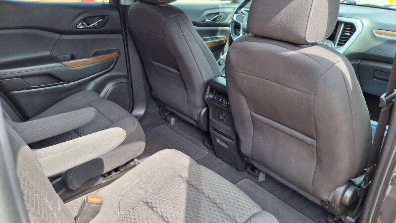 2018 GMC Acadia SLE-2