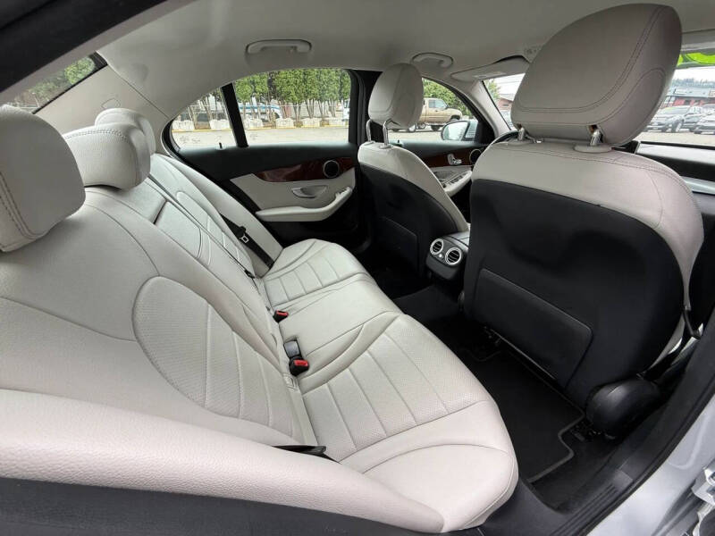 2016 Mercedes-Benz C-Class