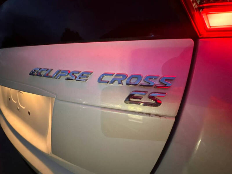 2019 Mitsubishi Eclipse Cross ES