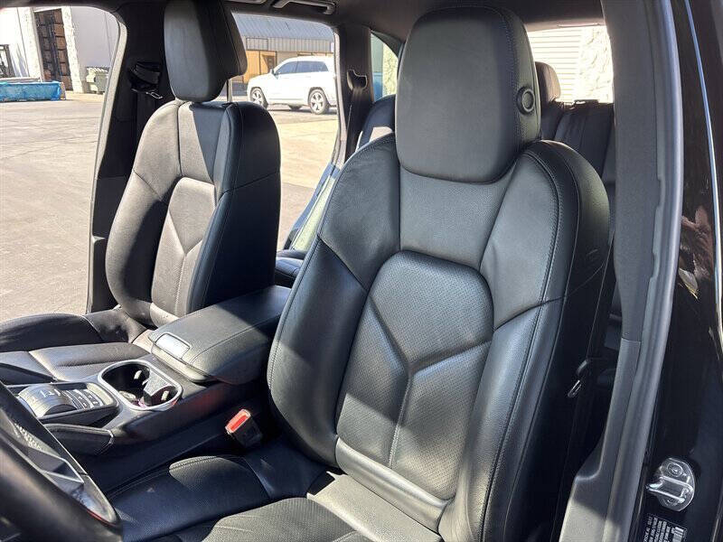 2017 Porsche Cayenne S E-Hybrid