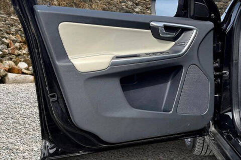 2017 Volvo XC60 T6 Dynamic