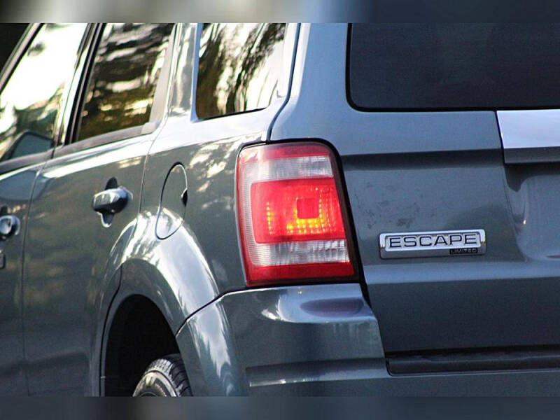 2010 Ford Escape Limited