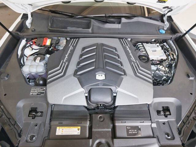 2022 Lamborghini Urus