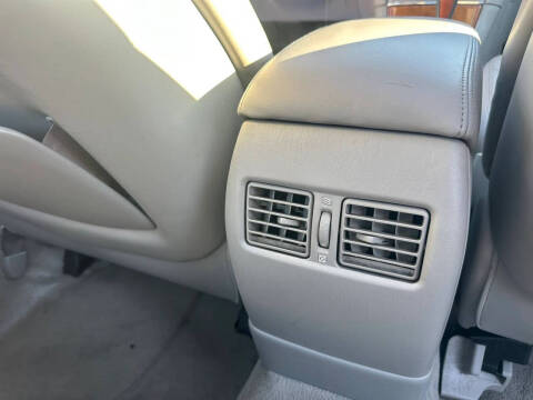 2005 Lexus ES 330