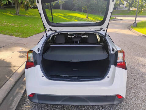2019 Toyota Prius LE