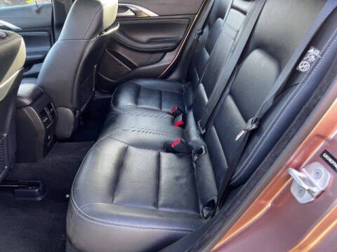 2017 Infiniti QX30 Premium