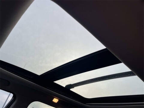 2023 Nissan Pathfinder SV