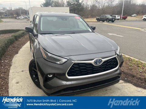 2023 Toyota Highlander Hybrid LE