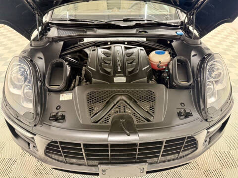 2016 Porsche Macan S
