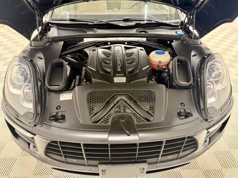 2016 Porsche Macan S