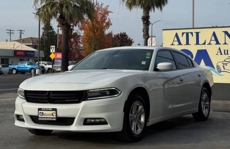 2019 Dodge Charger SXT's photo