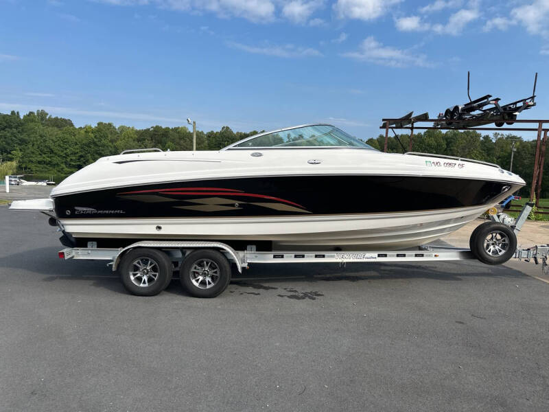 2004 Chaparral 230 SSI for sale at Performance Boats in Mineral VA