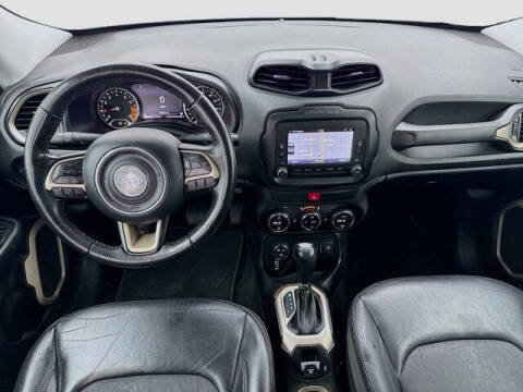 2017 Jeep Renegade Deserthawk