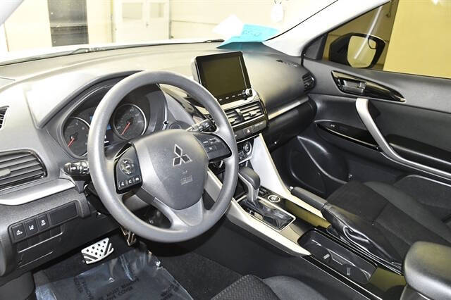 2022 Mitsubishi Eclipse Cross LE