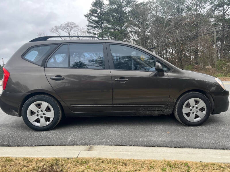 2009 Kia Rondo LX