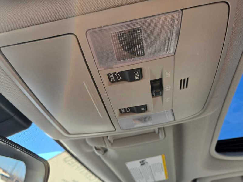 2017 Toyota RAV4 Hybrid XLE