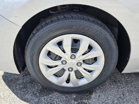 2019 Hyundai Accent SE