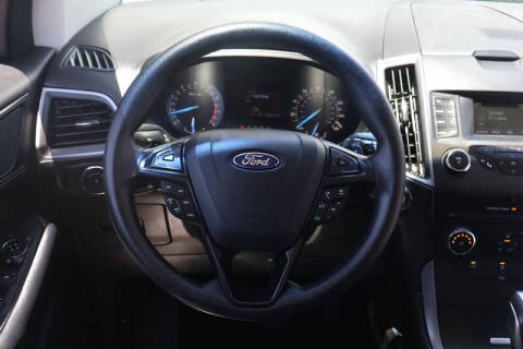 2016 Ford Edge SE