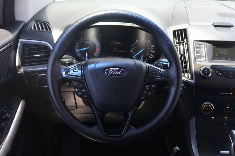 2016 Ford Edge SE