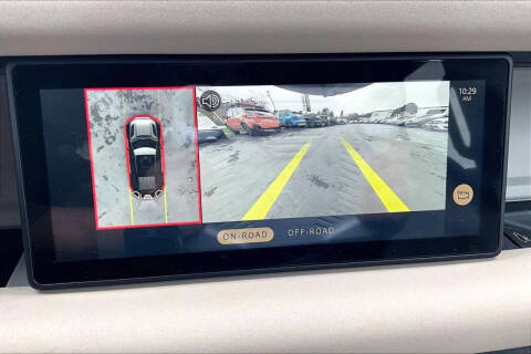 2022 Land Rover Defender 110 X-Dynamic SE