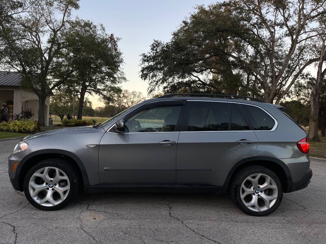 2007 BMW X5 for sale at ROADHOUSE AUTO SALES INC. in Tampa, FL