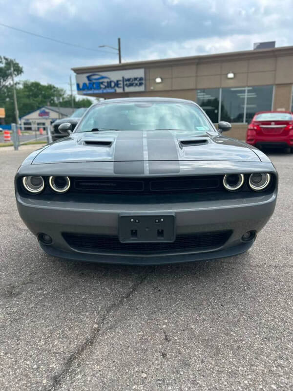 2018 Dodge Challenger SXT Plus
