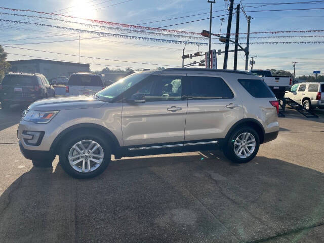 2017 Ford Explorer for sale at Autohouse Auto Finance in Tyler, TX