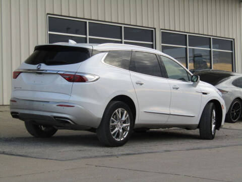 2023 Buick Enclave Premium