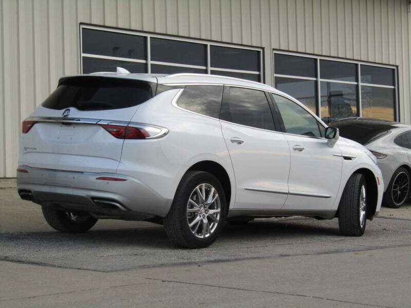 2023 Buick Enclave Premium