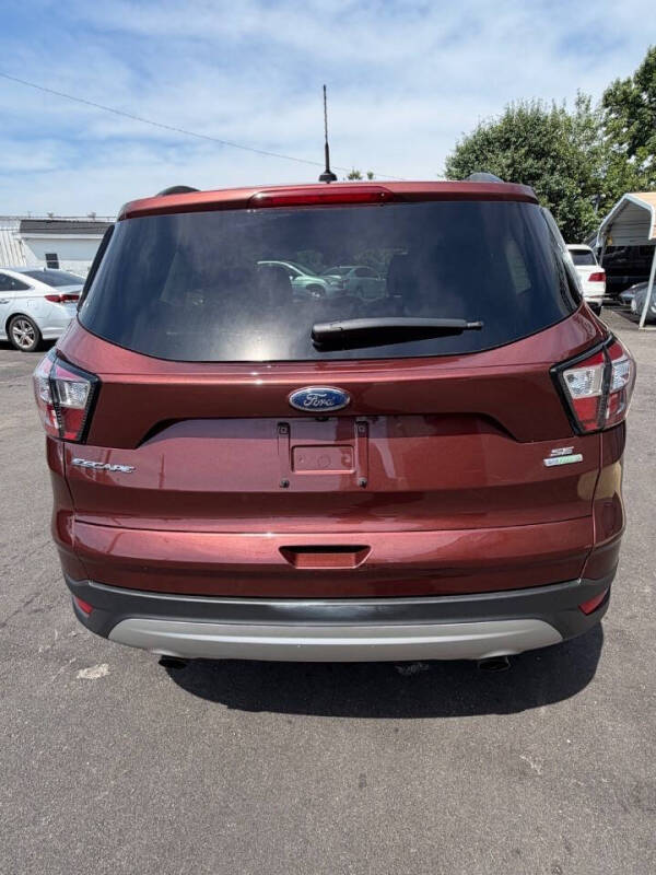 2018 Ford Escape SE