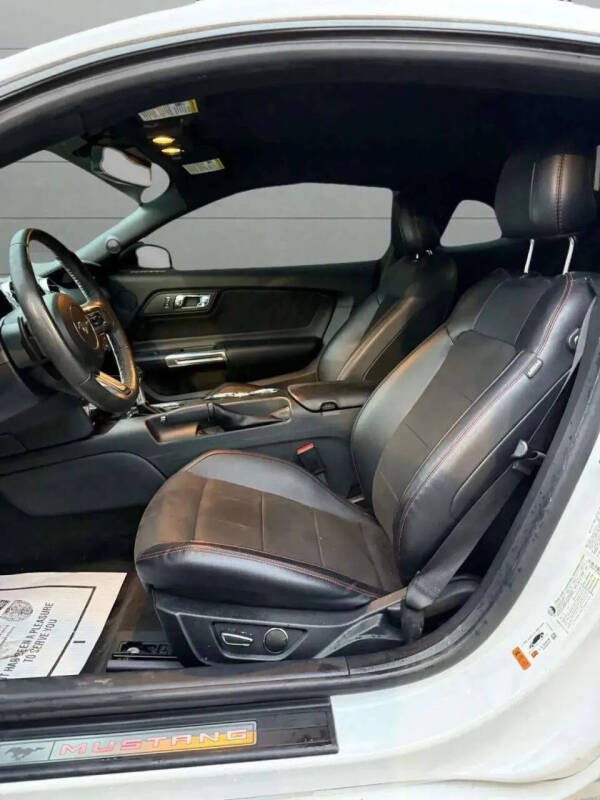 2017 Ford Mustang GT Premium