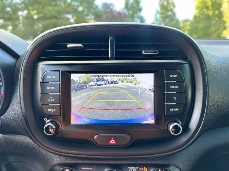 2021 Kia Soul GT-Line