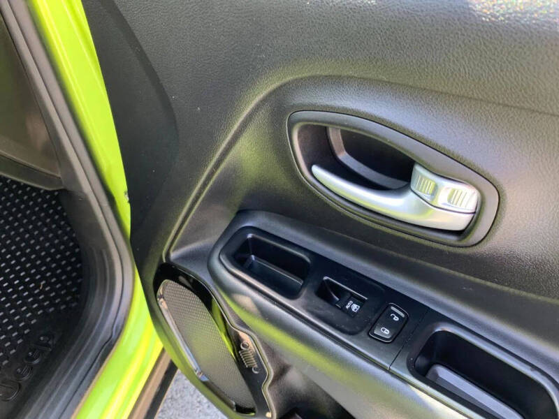 2017 Jeep Renegade Altitude