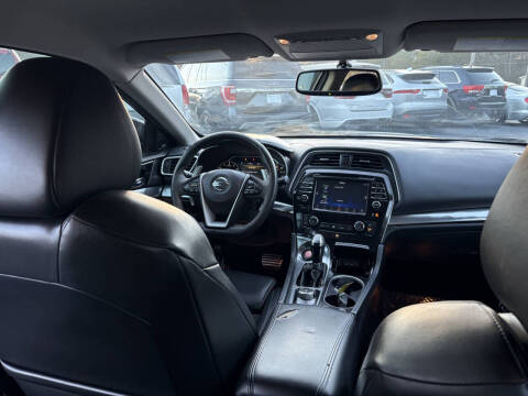 2017 Nissan Maxima 3.5 SR