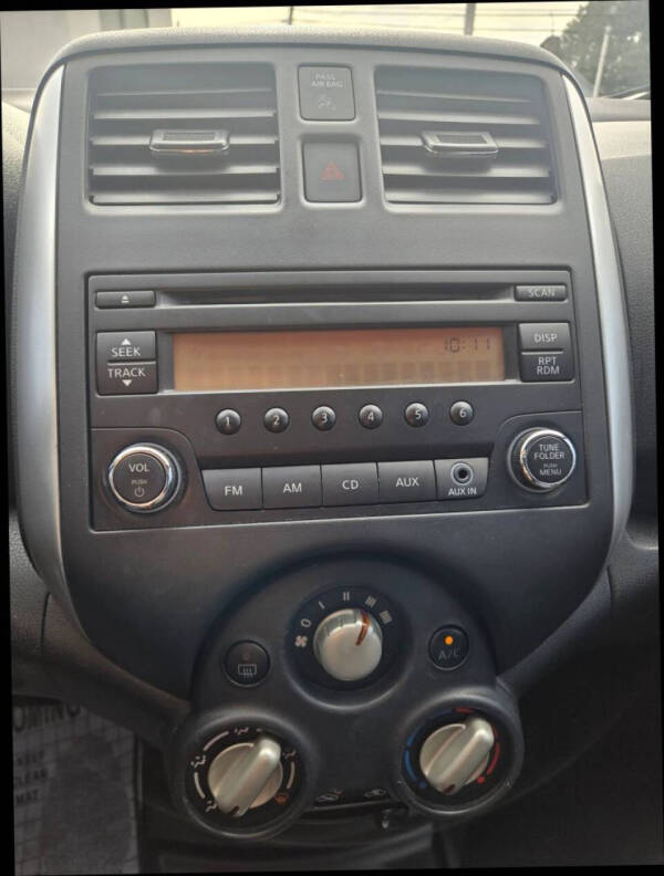 2014 Nissan Versa Note SV