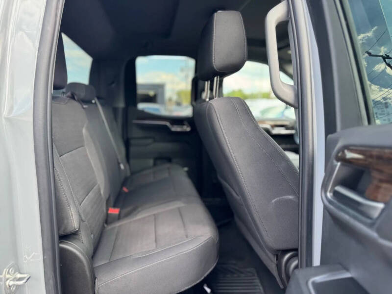 2024 GMC Sierra 1500 Elevation Standard