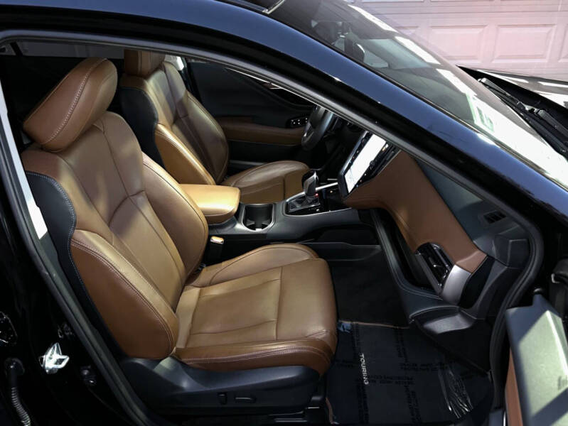 2023 Subaru Outback Touring