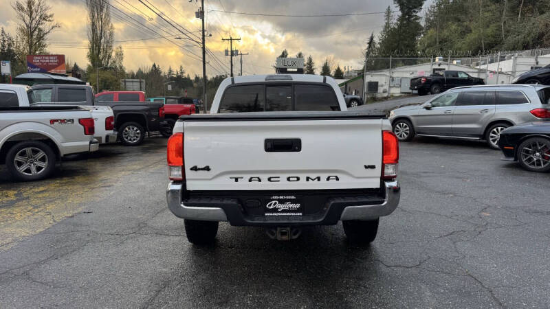 2017 Toyota Tacoma SR5 V6