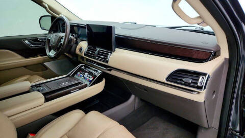 2022 Lincoln Navigator Reserve